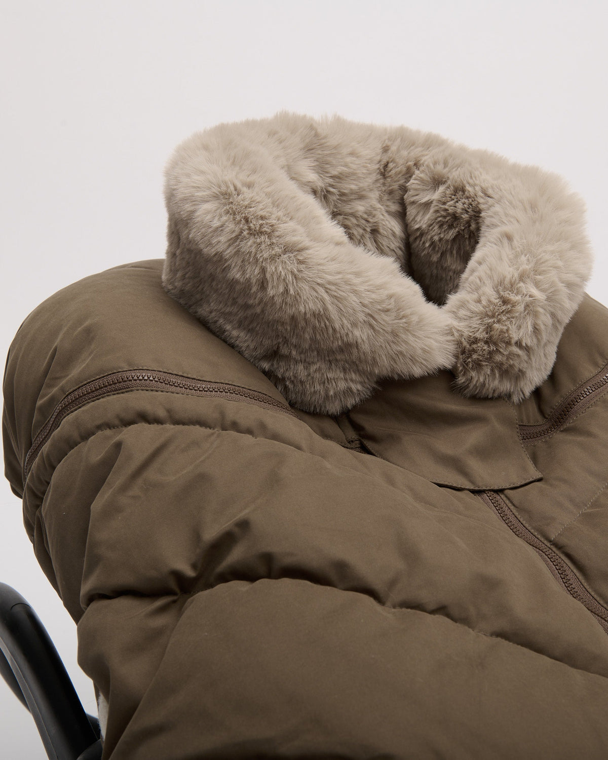 Moss Brown Faux Fur//