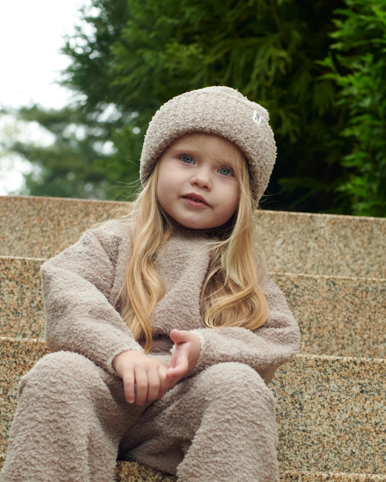 Taupe//