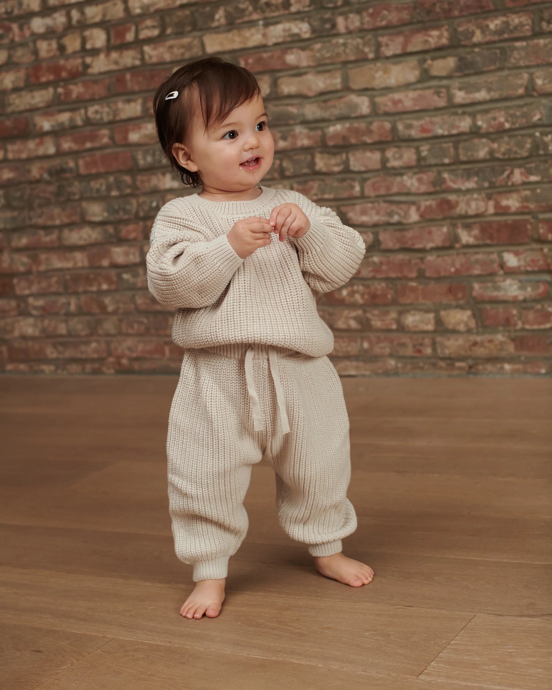 Ecru Pearl Grey//
