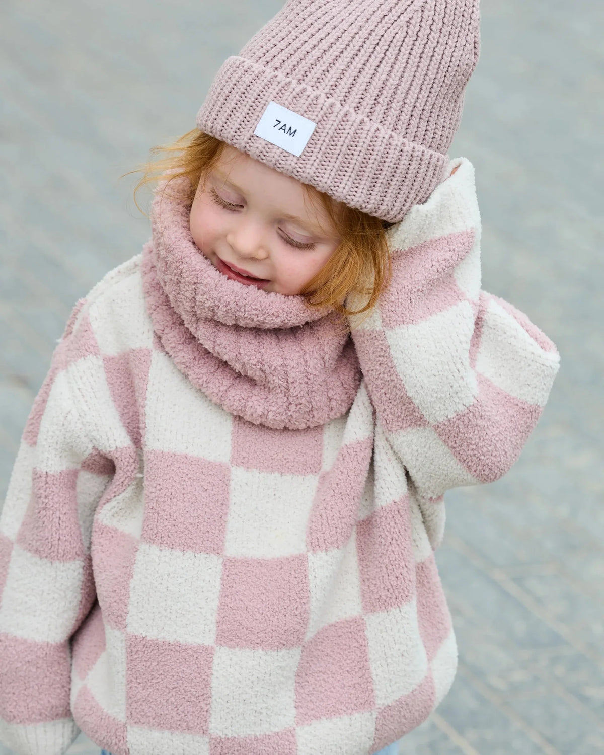 Ecru Ash Rose//