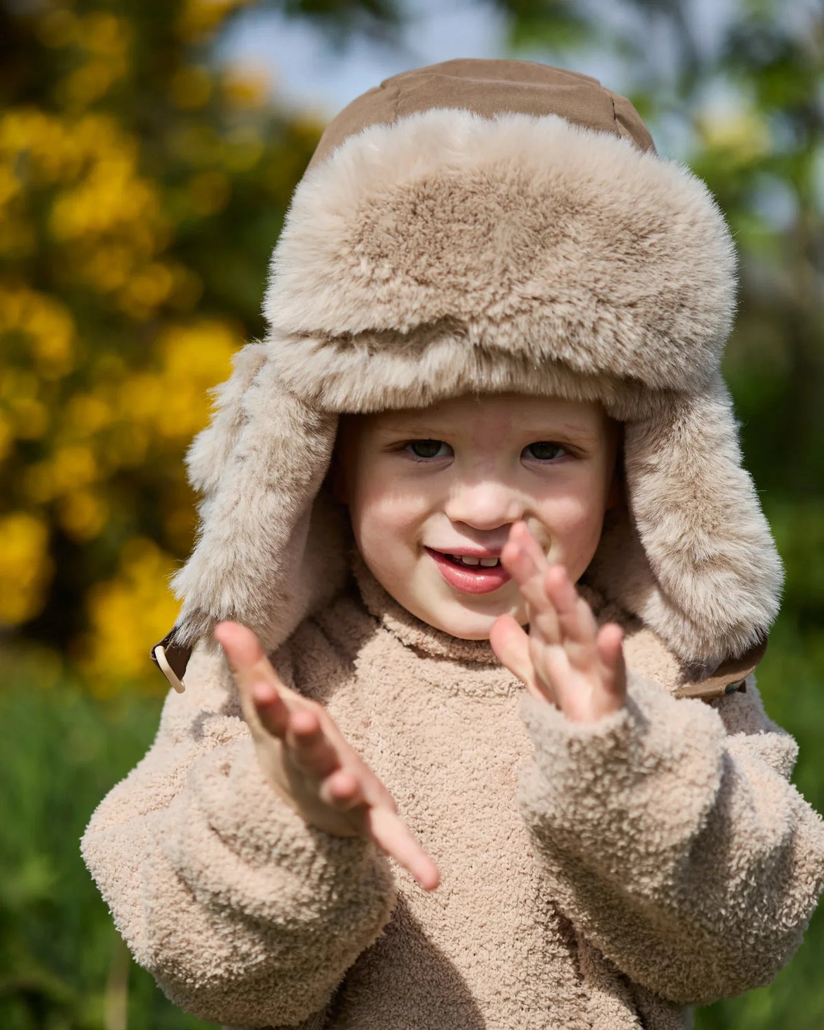 Moss Brown Faux Fur//