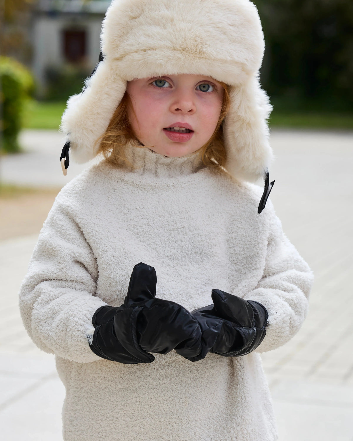 Black Liquid Shine Arctic Faux Fur - Alternate view