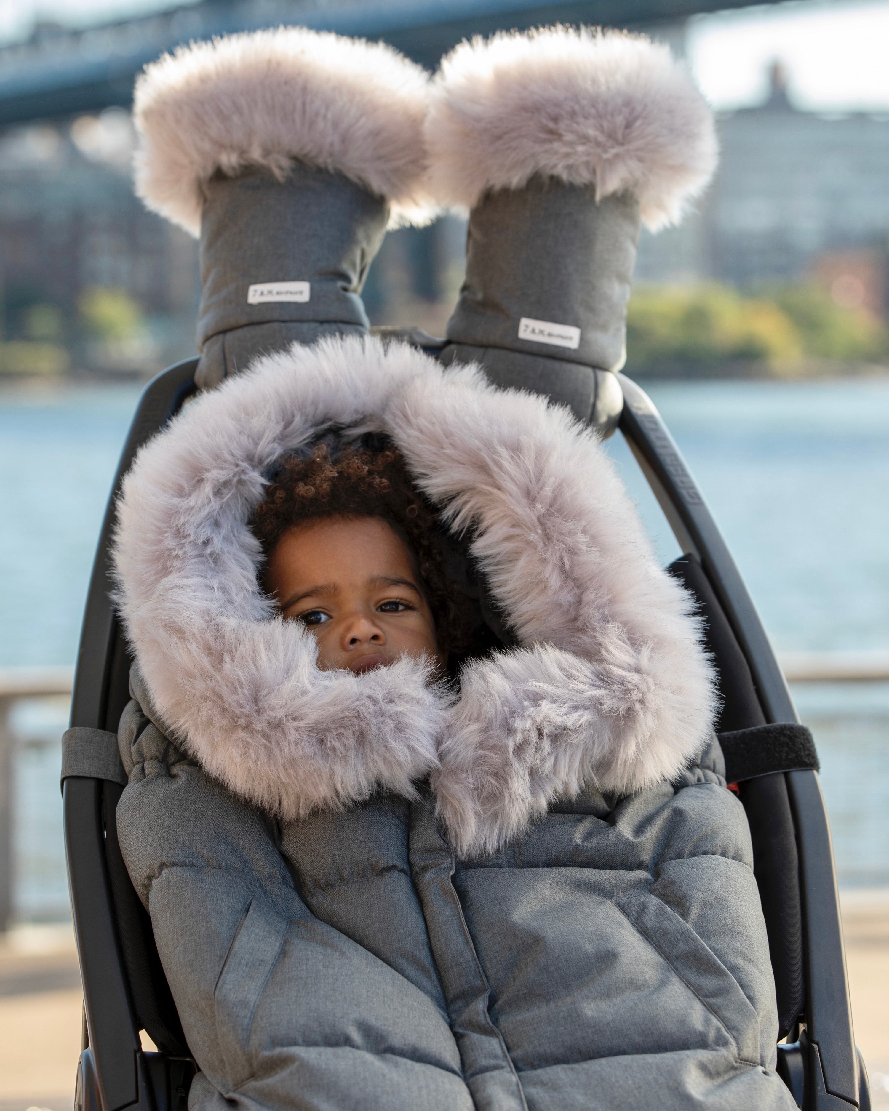 Heather Grey Dark - Arctic Faux Fur//